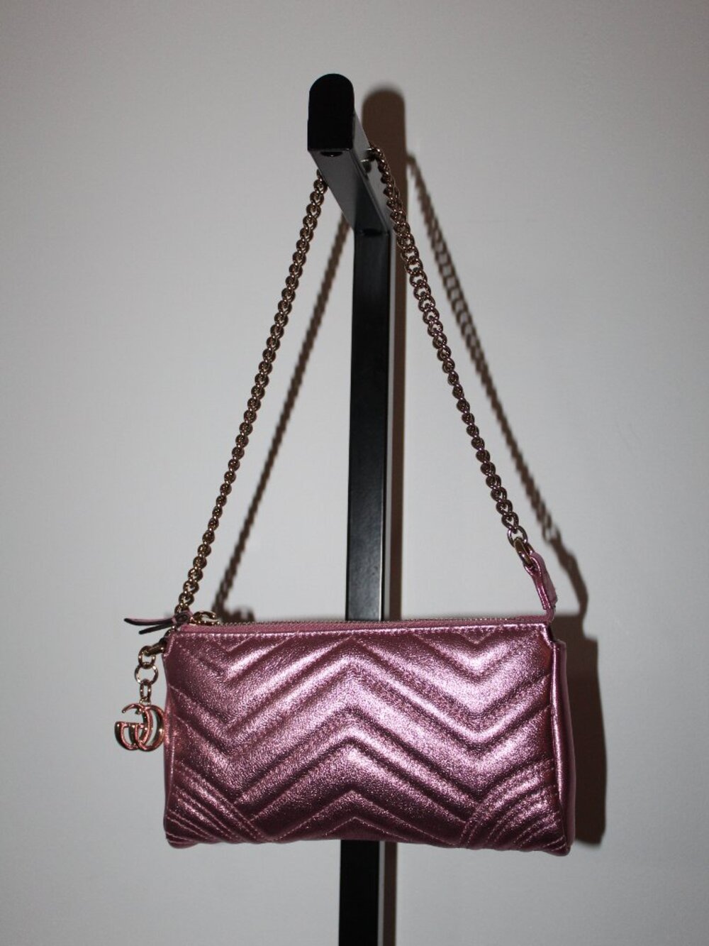 NWT Gucci Chevron Leather GG Marmont Charm Zip Chain Handle Shoulder Bag 847589